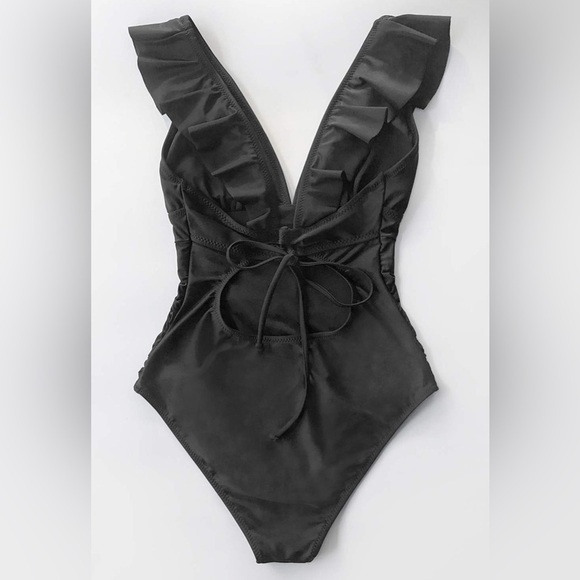 CUPSHE Women's Ruffled One Piece Swimsuit V Neck Lace Up/size M - Picture 14 of 14